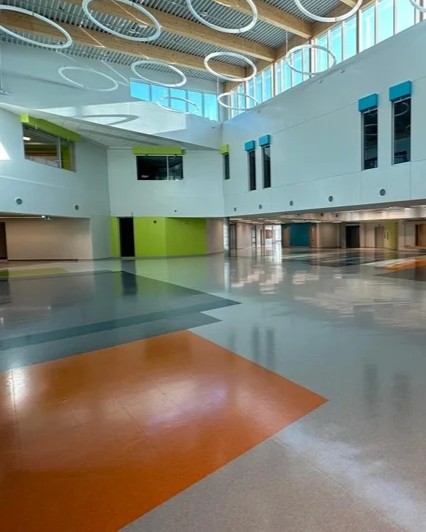 commercila interior5